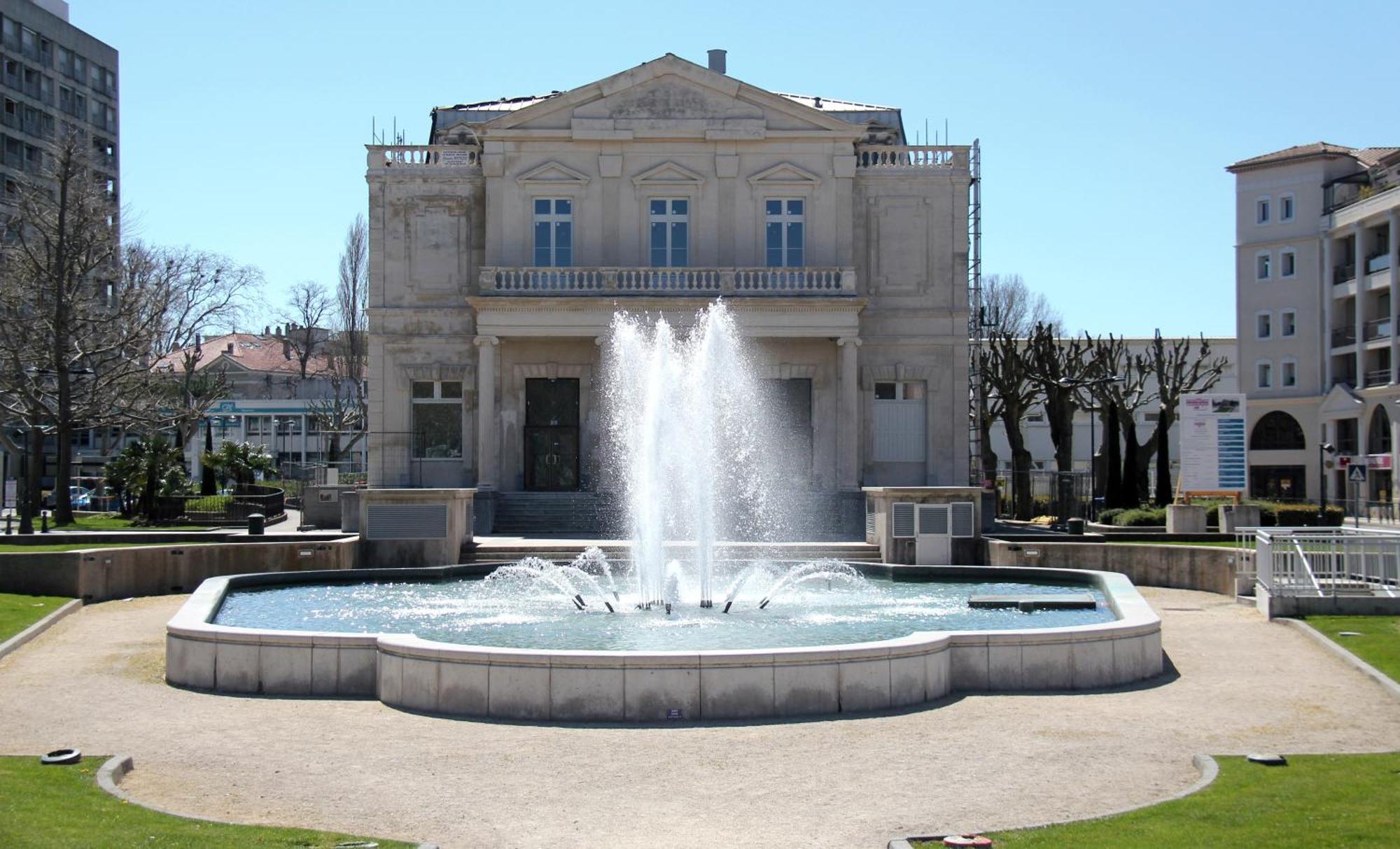 Maison Premium Hyper Calme - Joliment Decoree Avec Vue Degagee - Jacuzzi Chauffe - Salle De Jeux - Proche De Toutes Commodites Montelimar Exterior photo